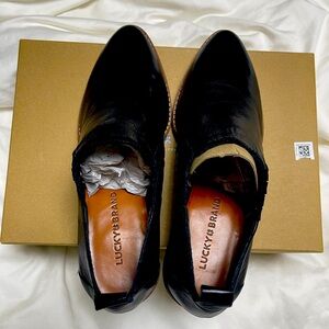 Lucky Leather Oxfords sz 9 (brand new)